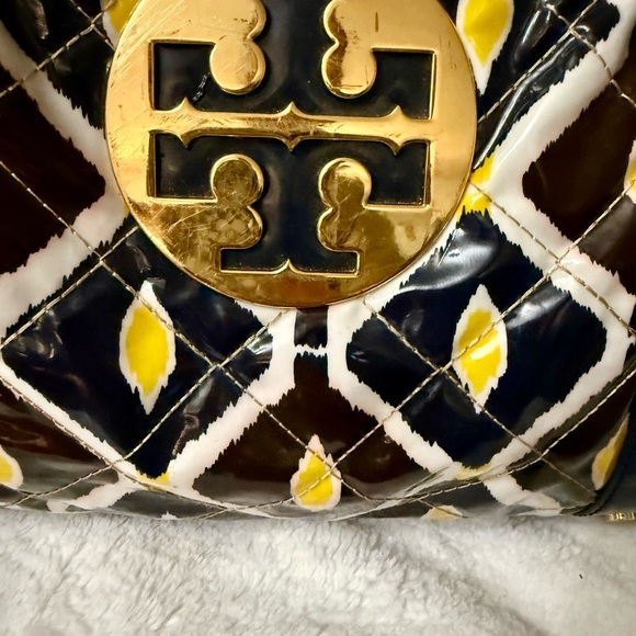 Tory Burch Blue XL Weekender *Callouts* please read description - Picture 3 of 9